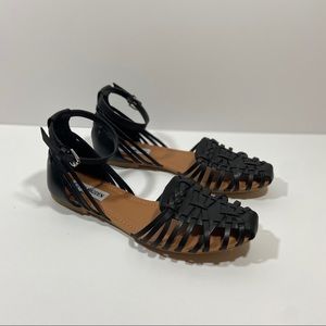 Steve Madden Mory Sandal Flats Black ankle strap round toe Size 7 1/2 Size 7.5